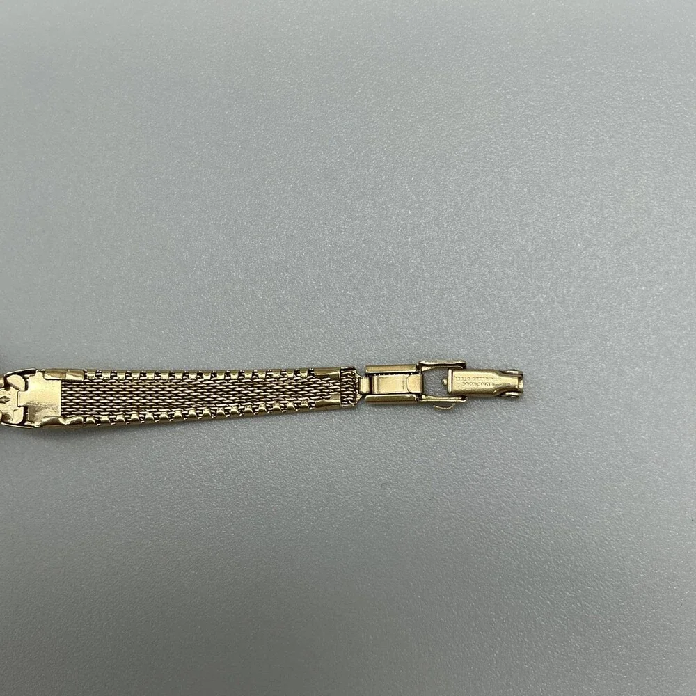 Vintage Caravelle Womens Watch 14mm Champagne Gold Tone Bracelet Diamond Manual